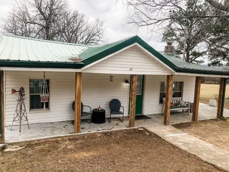 Our Happy Place -The Cozy Cottage