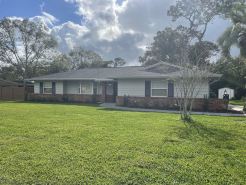 WHEELCHAIR ACCESSIBLE 3 Bedroom 2 Bathroom Home