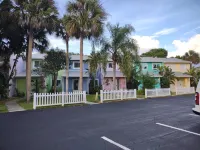 New listing !  2bdrm townhouse Hotels in New Smyrna Beach