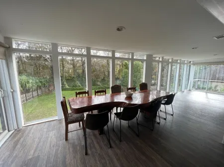 3 Story Rainbow Riverfront House With Panoramic Views! Отели в г. Даннеллон