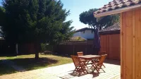 Ô'3 - Exterior wooden house - 150m from the Bassin beach - 50m from shops - 300m² from the garden Hotels in Lanton