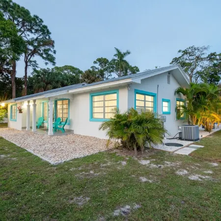 Pet Friendly Stuart Oasis Beach House
