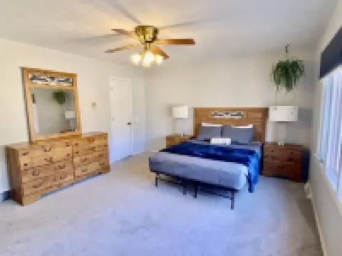 Charming ranch style home 貝爾維尤酒店