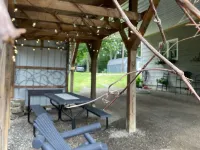 Lamoka Lake House with Sundeck and Dock in the Finger Lakes Hoteles en Tyrone