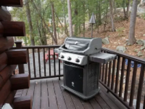 Highly Recommended Lake Side Cabin.  Welcome to Majestic Pines on Schroon Lake. Hotels in Schroon