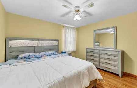 Niagara Falls, Highmark, Buffalo Vacation House Отели рядом с достопримечательностью «Cheektowaga Volunteer Firemen's Memorial Park»