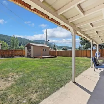 The Brick House, Kellogg ID