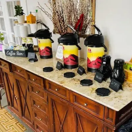 Cozy Villa Spa Retreat - Near Mohegan, Hot Tub, Pools, Sauna, Spa on Premise