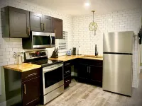 Modern Apartment on The Talimena Scenic Byway-walk to downtown