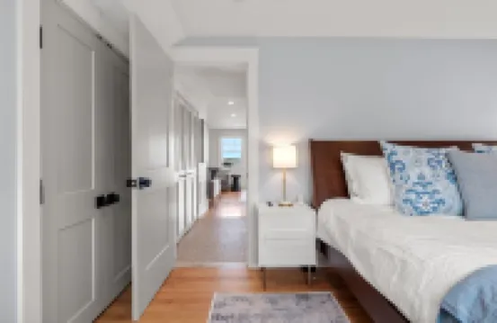 Rare Waterfront Luxury Penthouse Bearskin Neck