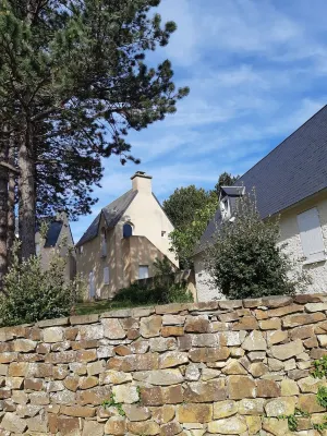Calmos Cottage, between dunes and beach Hotels near Camping Le Bocage