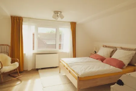 Haus Hummel | vacation apartment Liese | 300 m to the lake | large garden & playground