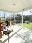 The Farmhouse at Pleasant Ridge | Hot tub