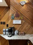 4 Bedroom Rustic and Secluded Cabin. Dogs Welcome! - Chalets