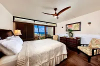 Oceanview #105 at Hana Kai Maui - Sweet Studio Unit, Great View and Decor! Hotel dekat Hana Bay Beach Park