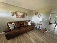 Cozy 2 bedroom/2 bath house located near lake with lots of privacy and parking!