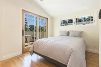 Centrally located Craftsman home Hotels near Samuel P Taylor State Park