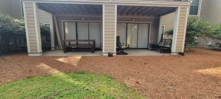 Amenity cards included, close to beach, beach club, golf course, & pet friendly