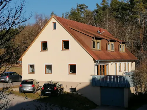 Newly renovated with south-facing balcony - large bathroom and large dining area - 65 sqm