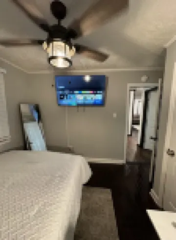 Charming 3-bedroom house in delightful Savannah, GA.