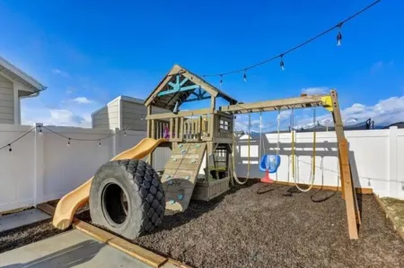 Large Central Heber Rambler Отели рядом с достопримечательностью «5 Minute Clinic»