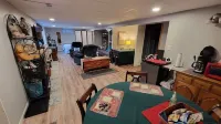 Private entrance/space. Peaceful getaway. Close to events. Hotel a Dubuque