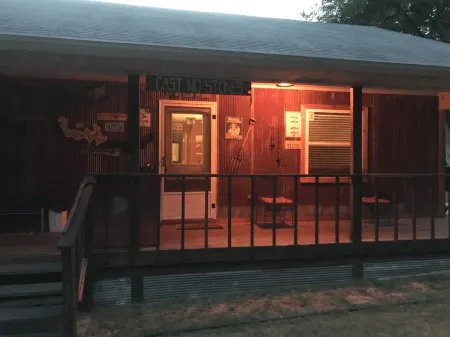 Riverside Cabin B White River is 110 ft Away with Riverview from Deck King Bed