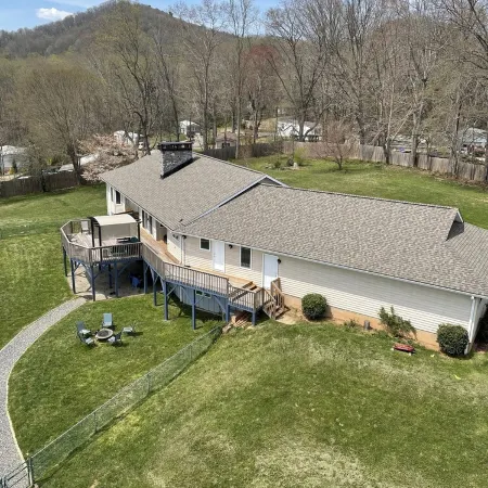 NO HOTEL FEES_AVL Luxury_Pets_Views_SPA_Game Room