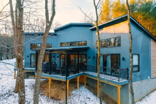 Penthouse in the Trees : 15 Minutes to Hocking Hills State Park : Stunning Views