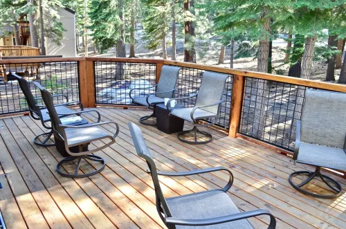 North Star Cabin! 5 Beds - 5 Baths - 5 Stars!
