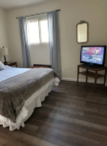 Home away from home-Quiet cozy casita