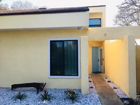 Close to the 🏖 *Casa Verano*Vilano Beach, FL* Отели в г. Вилано-Бич