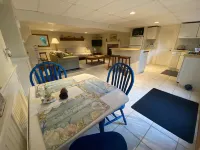 Clean, comfortable and quiet, renting Hotels in Eastham