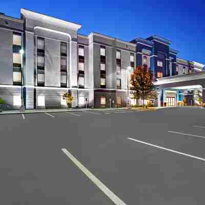 Hampton Inn & Suites Syracuse Dewitt Hotel Exterior