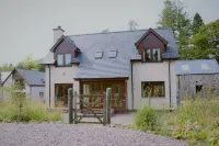 Shepherds Rest self catering sleeps 6, pets welcome.
