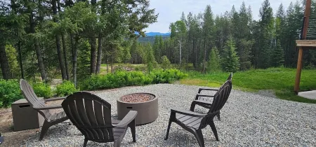 New Lux Modern Cabin w/Amazing Views, Pool Table, Christmas & Ski Holiday Await