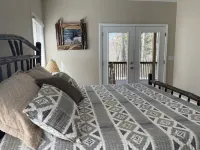 The Best Nest at Conley Mountain - Luxury  Mountain Retreat with Panoramic Views