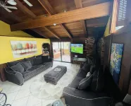 Cozy House with Hot Tub