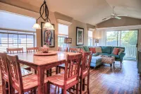 Pawley's Paradise close to Golf, Swimming, Beach, Shopping, and Restaurants.
