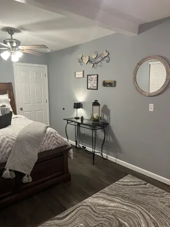 Charming Home just minutes from Interstate and Mall