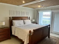 A rental that lets you live like a local - only better. Các khách sạn gần Honeymoon Island State Park