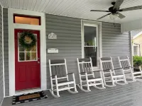 MAGNOLIA ON MAIN! Charming 4-bed, renovated century old home in Williamstown. - 3つ星