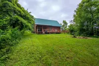 Southern Comfort Cabin- 8 Guests, 3 BR, 2.5 BA, Hot Tub, WiFi- Hocking Hills Hotels in Jackson Township