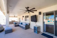 Two master suites-4BR & 3BA Lake Havasu House with Pool Table, Pool & Hot Tub