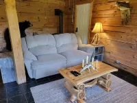 Cozy cabin retreat close to kayaking and hiking trails.