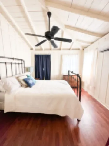 Beachfront 3bed 2bath sleeps 8. ‘25 amenity pass, linens included.