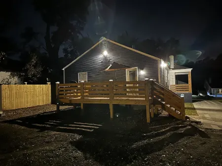 RON'S HOUSE: Cozy & Charming in Revitalizing Area