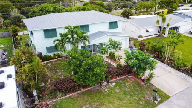 Skyline Breeze - Minutes from downtown Jensen Beach