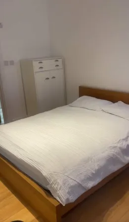 A self contained apartment located in a very quiet village, free private parking Отели в г. Слифорд