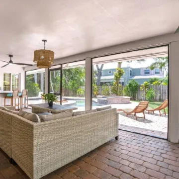 Serene Pool & Spa Home Near Sanibel Island, Beaches and Downtown Fort Myers.